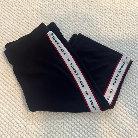 Tommy Hilfiger Bike Shorts - Picture 1 of 4